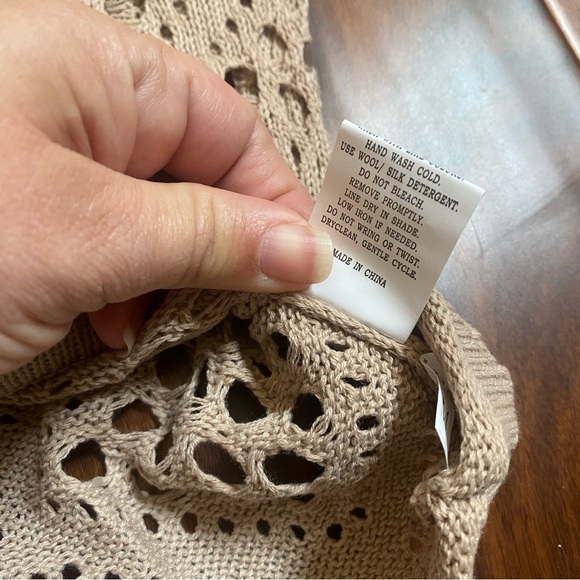 Lightweight Beige Sweater See Through Open Knit Size Medium Bohemian Hippie - Picture 3 of 5